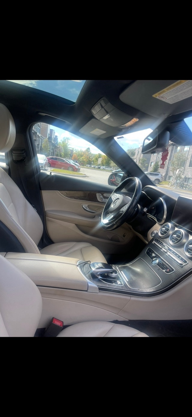 2015 Mercedes C300 — photo 2