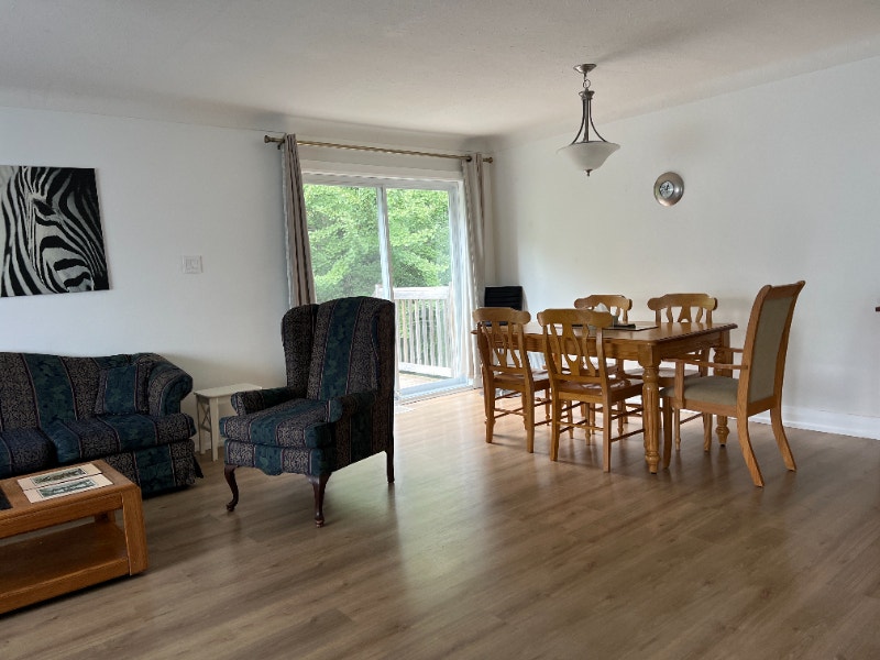 5 beds 2 baths house near Algonquin College FOR RENT! Long Term