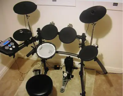 Roland TD6 V-drum, View more