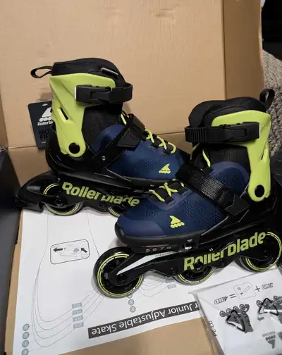 NEW-ROLLERBLADE Kids Microblade Inline Skates, View more