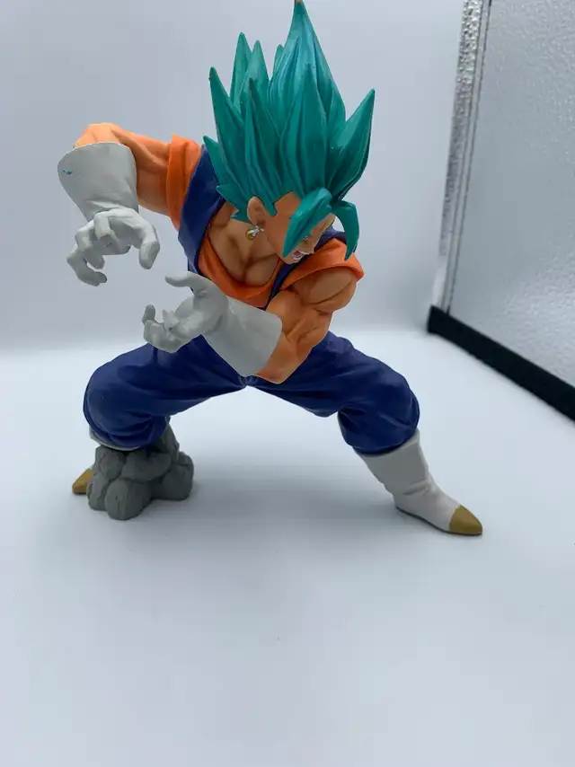 BANPRESTO Dragon Ball Super Vegito Final Kamehameha Figure in Toys & Games in New Glasgow - Image 3