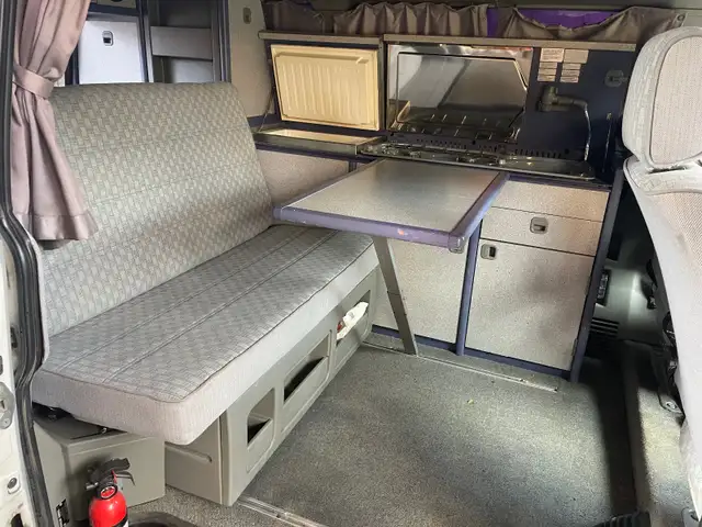 1992 VW eurovan camper in Travel Trailers & Campers in Whitehorse - Image 5