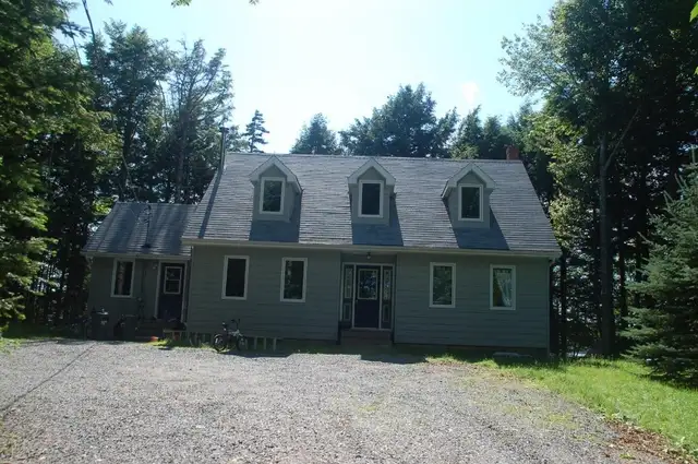 Lake Front Home For Rent - Grand Lake in Long Term Rentals in City of Halifax - Image 3