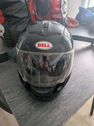 Casque avec visière, View more