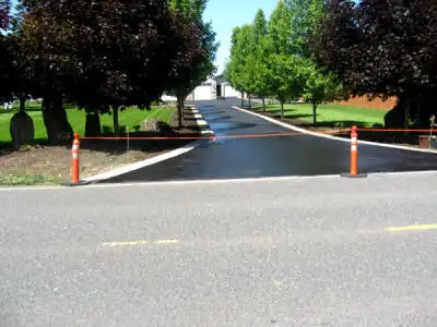 Driveway Sealing547498953791907844
