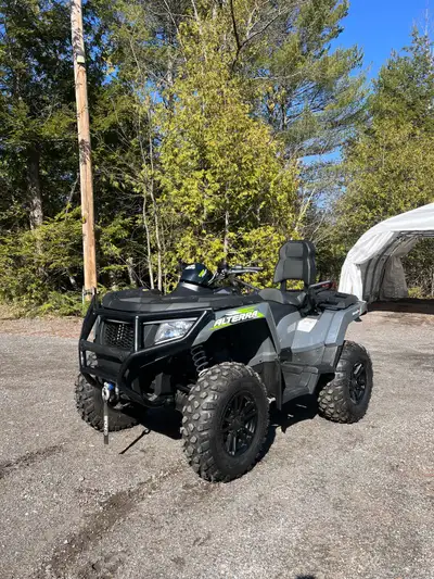 2020 Arctic Cat Alterra 700 TRV Seulement 100 km / 15 heures. Machine dans un état exceptionnel, pra...
