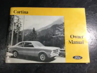 1972 Ford Cortina Owner's Manual, Original Canadian Form number SE-780-72-2 This is the owner's manu...