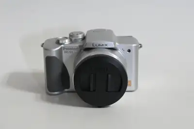 Panasonic Lumix DMC-FZ3 Digital Camera - LIKE NEW CONDITION, View more