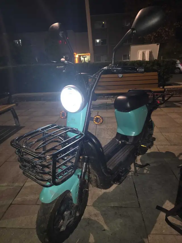 electric scooter in Scooters & Pocket Bikes in City of Toronto - Image 4