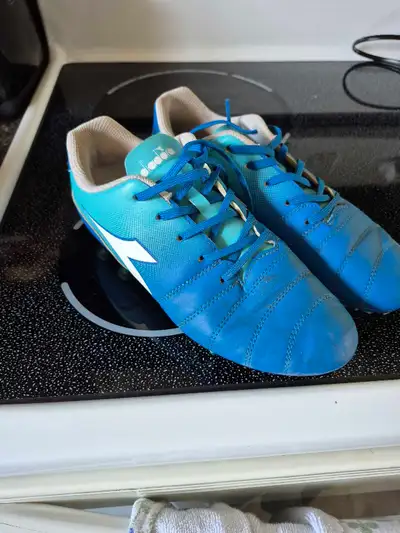 soccer cleats, View more