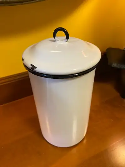 Vintage Asepticon Co. Enameled Ware Medical Hospital Wares Container with Lid. This is a tall with a...