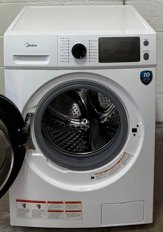 Apartment Size Washer / Dryer Combo “MIDEA” H33/W24/D26 in Washers & Dryers in City of Toronto - Image 3
