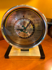 Vintage World Time Clock Quartz Analog Map Face Time Zone Korea