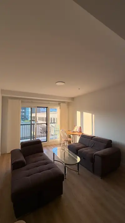 1 privet bedroom available