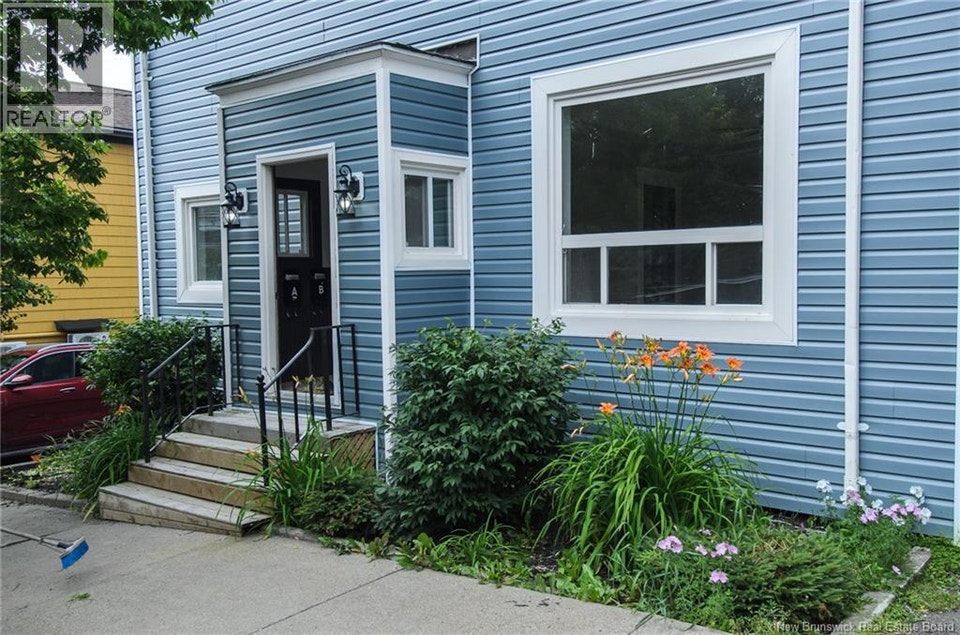 Newly Renovated 3-Bedroom Available 2