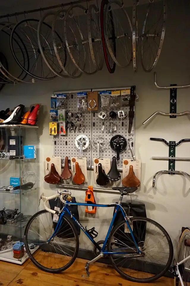 Mises au point et des réparations de base du vélo in Cruiser, Commuter & Hybrid in Laval / North Shore - Image 5
