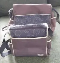 Diaper bags: matching Lrg/Sm Graco in great condition (for both)