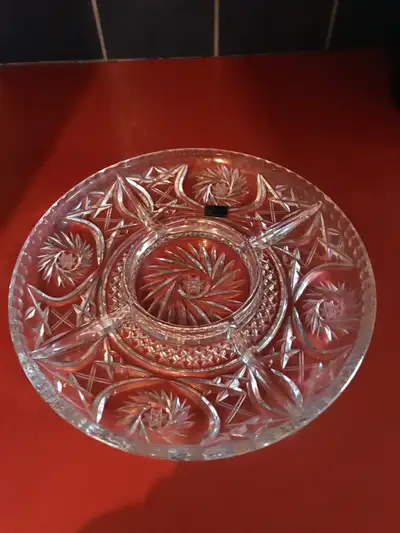 VINTAGE CRYSTAL SERVING PLATTER, View more