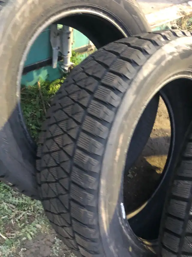 Winter Tires - Bridgestone Blizzak DM-V2 in Tires & Rims in Kingston - Image 2