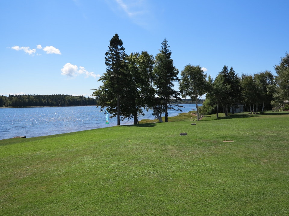 Furnished Waterfront 2BR — Winter Rental, Mill River East PEI 4