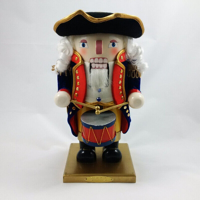 Bombay Company Revolutionary War Drummer 11-inch Nutcracker in Arts & Collectibles in Oakville / Halton Region