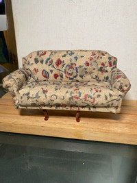 Dollhouse Sofa - Doll House Furniture Couch 1/12 Antique Style