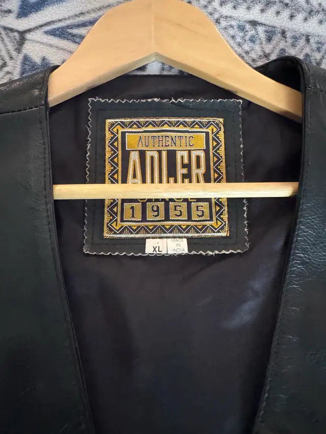 Adler Leather Vest XL in Men's in Kitchener / Waterloo - Image 3