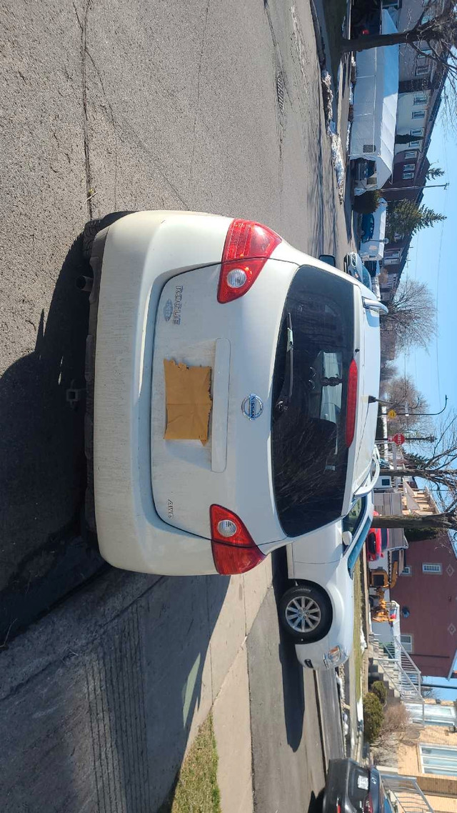 Nissan rogne 2010 4wd dans Autos et camions  à Ville de Montréal