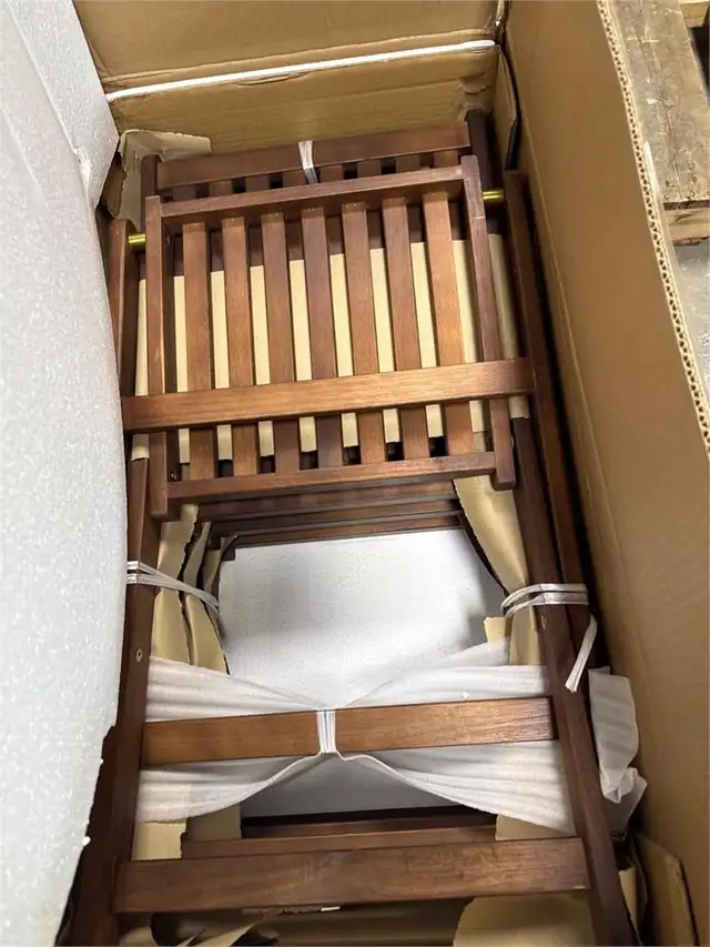 TOZEY ACACIA WOOD FOLDING DINING CHAIRS - SET OF 4 in Chairs & Recliners in Markham / York Region - Image 4