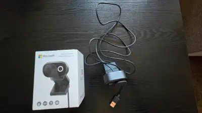 Microsoft Modern 1080p HD Webcam, View more
