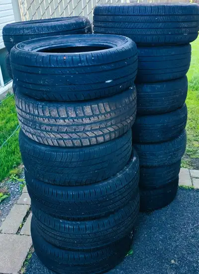 Plusieurs pneus. Toutes saisons Berlines VUS et Camions légers Excellents prix Nous contacter !