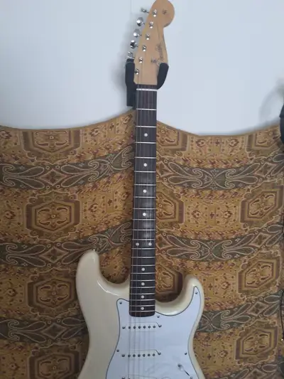 Strat Partscaster Custom Shop, View more