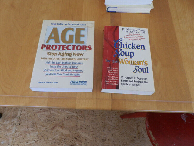 reference books on health in Other in Ottawa - Image 3