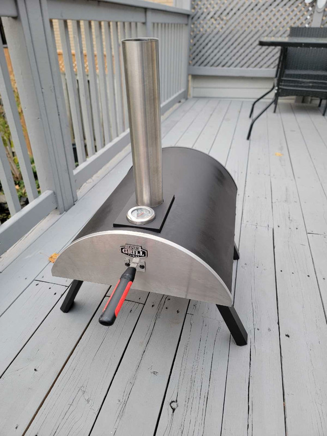Wood/charcoal pizza oven  in BBQs & Outdoor Cooking in Oshawa / Durham Region - Image 2