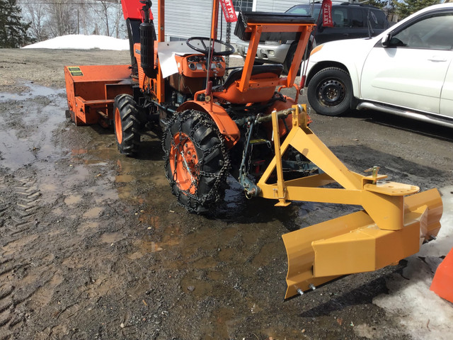 Kubota Tractor Model B 6100. . Reduce  in Farming Equipment in Sudbury - Image 4