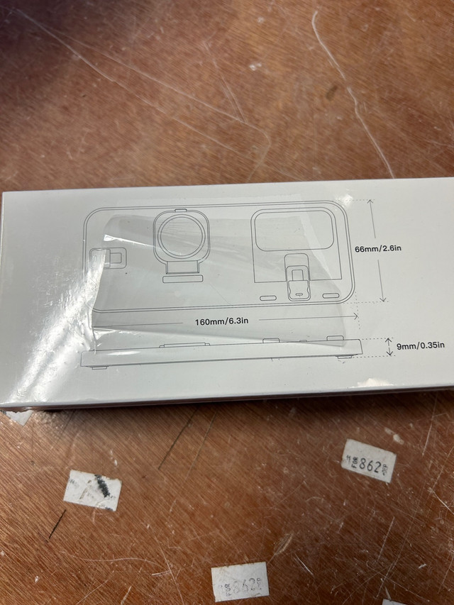 Foldable 3 in 1 Charging Station, Kartice Travel Charger Dock  in Cell Phone Accessories in Sarnia - Image 4