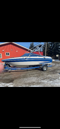 2012 Glastron 185GT boat