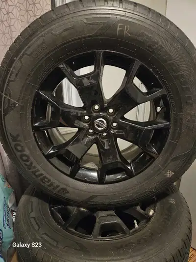 6x114.3mm. Pattern ..mags like new ..