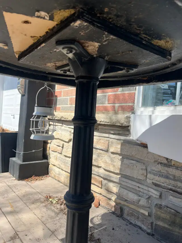 Outdoor Cast Iron Base and Concrete Top Table Approx 31 inches h in Patio & Garden Furniture in Oshawa / Durham Region - Image 5