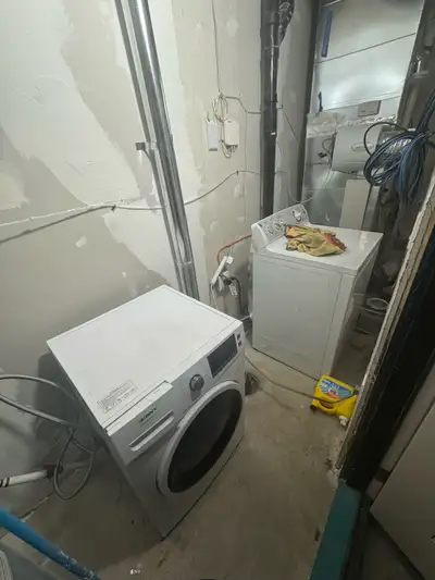 Brand new fully furnished ground level room for rent