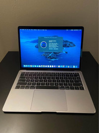 Macbook Air (2019,    13-inch) 8GB  RAM/ 128GB SSD