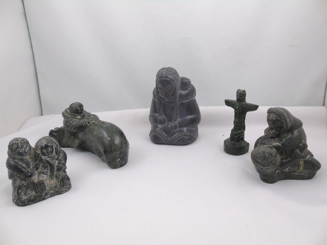 Collection 10 Inuit Carvings Figurines Sculptures Wolf Orginials in Home Décor & Accents in City of Halifax - Image 3