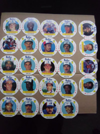 1988-Hostess-MLB-Collector's-Blue Jays & Expos Baseball Disc Set