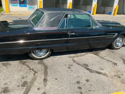 1965 Ford Thunderbird Landu, all original parts. Runs and drives nice. Stops well. Spare parts and c...