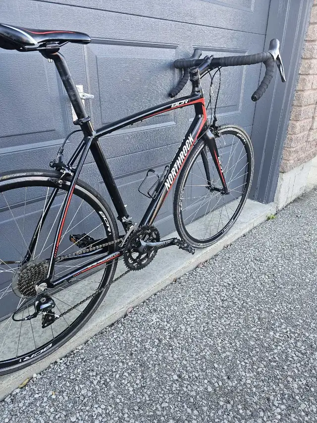 Northrock SCR1 road bike  in Road in City of Toronto - Image 3