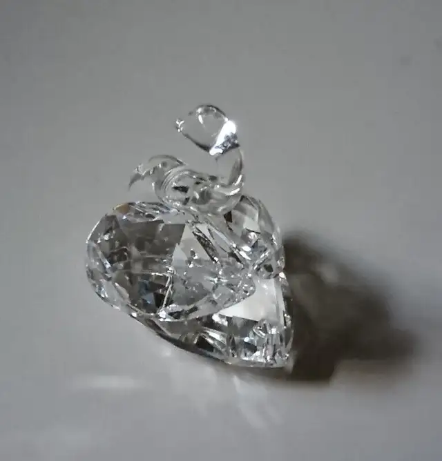 Vintage Swarovski Crystal Swan in Arts & Collectibles in Oshawa / Durham Region - Image 9