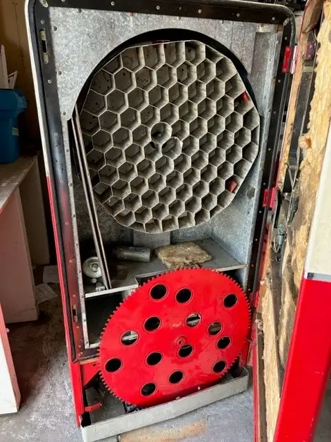 Vintage Coca-cola Vending Machine62865712526593122