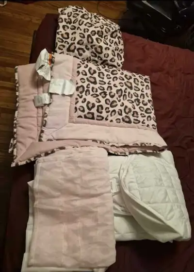 crib  sheet set with matress protector, View more