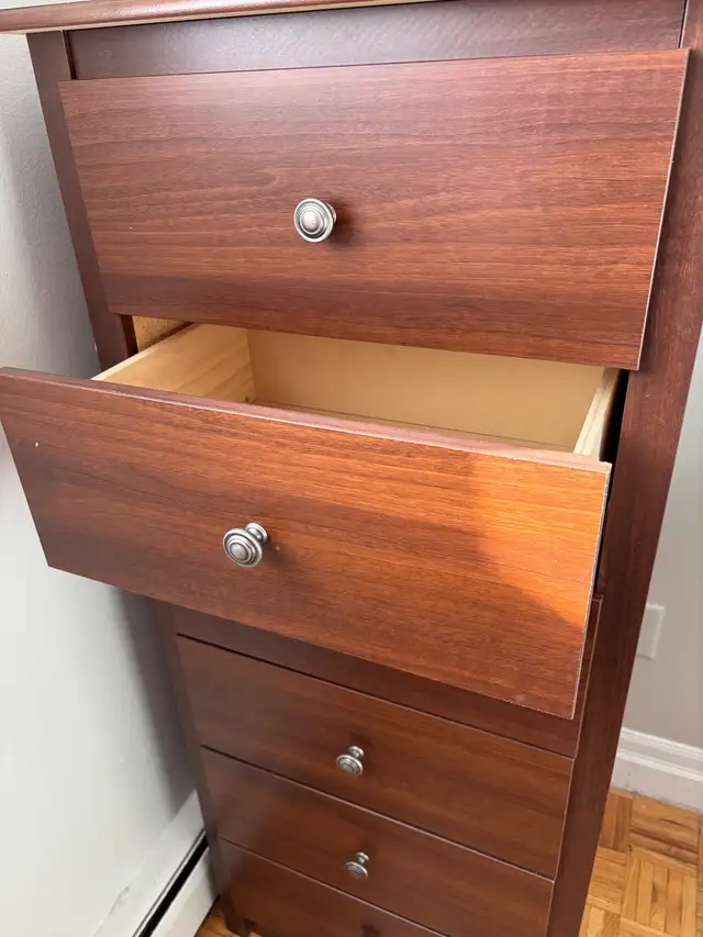 Tall dresser in Dressers & Wardrobes in Kitchener / Waterloo - Image 5