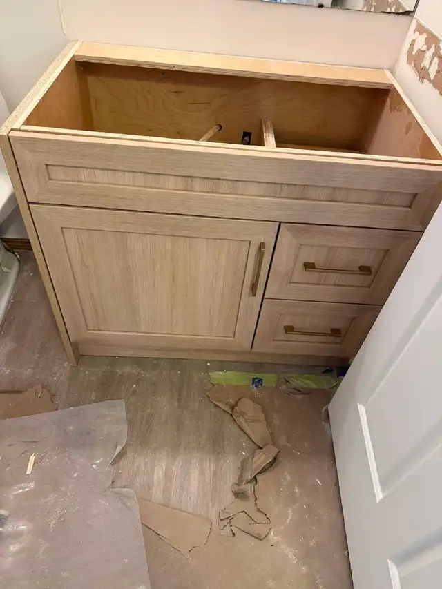 Premium Shaker Style Cabinets | Custom Design & Installat in Cabinets & Countertops in Calgary - Image 6